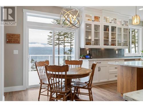 7255 Dunwaters Road, Kelowna, BC - Indoor Photo Showing Dining Room