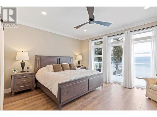 7255 Dunwaters Road, Kelowna, BC - Indoor Photo Showing Bedroom