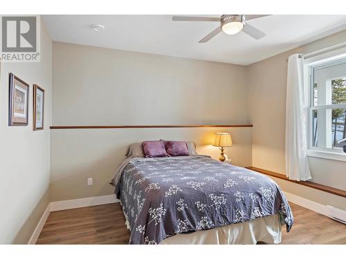 7255 Dunwaters Road, Kelowna, BC - Indoor Photo Showing Bedroom