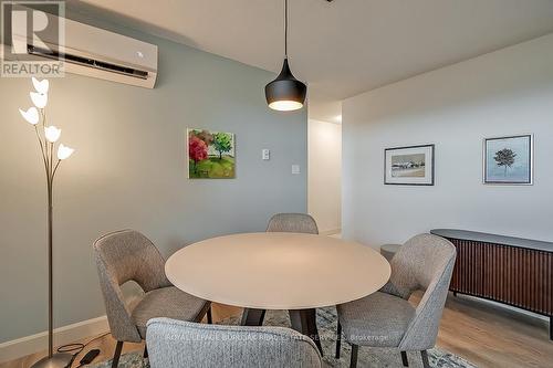 1003 - 700 Dynes Road, Burlington, ON - Indoor Photo Showing Dining Room