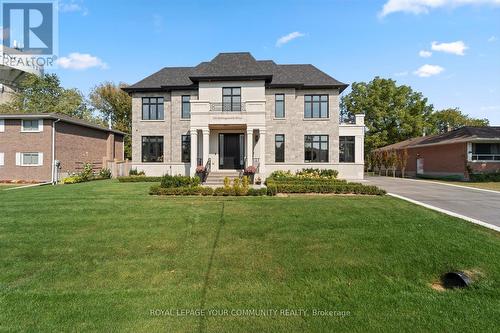 108 Hollingsworth Drive, King, ON - Outdoor With Facade