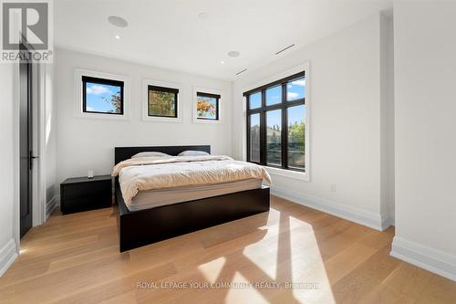 108 Hollingsworth Drive, King, ON - Indoor Photo Showing Bedroom