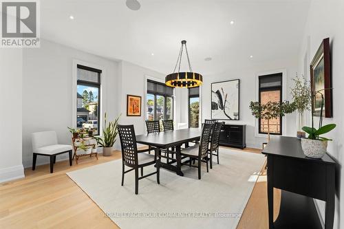 108 Hollingsworth Drive, King, ON - Indoor Photo Showing Dining Room