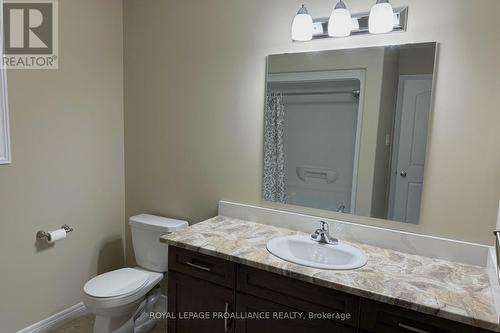 18 York Drive, Peterborough (Northcrest), ON - Indoor Photo Showing Bathroom