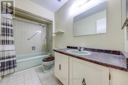 50 - 50 Silver Shadow Path, Toronto, ON - Indoor Photo Showing Bathroom