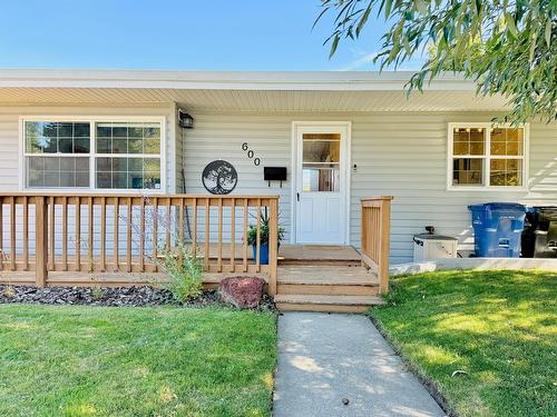 600 14Th Avenue S, Cranbrook, BC - Outdoor With Deck Patio Veranda