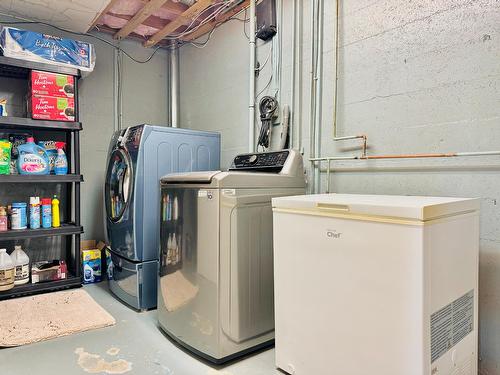 600 14Th Avenue S, Cranbrook, BC - Indoor Photo Showing Laundry Room