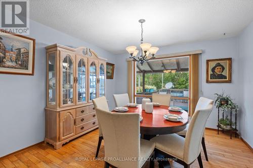 1911 Ormsbee Road, South Frontenac, ON - Indoor Photo Showing Dining Room