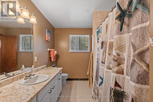 1911 Ormsbee Road, South Frontenac, ON - Indoor Photo Showing Bathroom