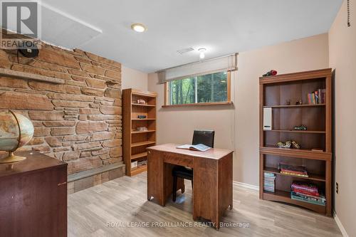 1911 Ormsbee Road, South Frontenac, ON - Indoor Photo Showing Office