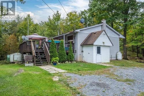 1911 Ormsbee Road, South Frontenac, ON - Outdoor