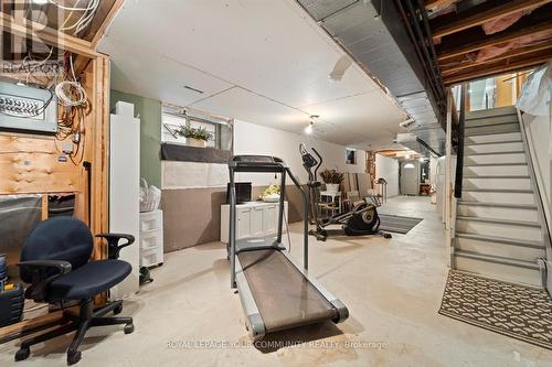 53 Essex Street, Toronto, ON - Indoor Photo Showing Gym Room