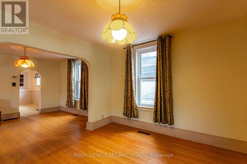 1 Meda Street, St. Thomas, ON - Indoor Photo Showing Other Room