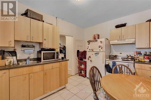 45-47 Heney Street, Ottawa, ON - Indoor Photo Showing Kitchen