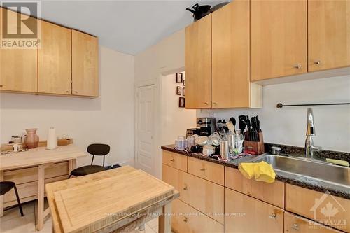 45-47 Heney Street, Ottawa, ON - Indoor Photo Showing Living Room