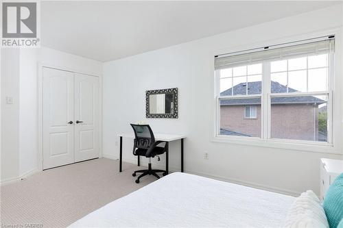 2457 Clayborne Place, Oakville, ON - Indoor Photo Showing Bedroom