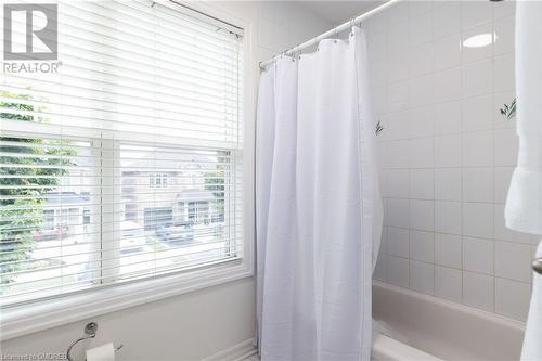 2457 Clayborne Place, Oakville, ON - Indoor Photo Showing Bathroom