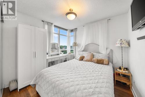 617 - 238 Bonis Avenue, Toronto, ON - Indoor Photo Showing Bedroom