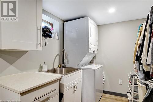 12 Lowell Street N, Cambridge, ON - Indoor Photo Showing Laundry Room