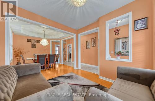 82 Amaranth Crescent, Brampton, ON - Indoor Photo Showing Living Room