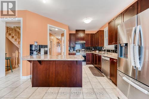 82 Amaranth Crescent, Brampton, ON - Indoor Photo Showing Kitchen