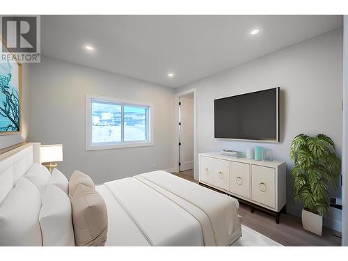 1121 Antler Drive, Penticton, BC - Indoor Photo Showing Bedroom