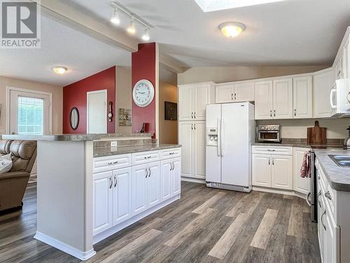 30 Cactus Crescent Unit# 17, Osoyoos, BC - Indoor Photo Showing Kitchen