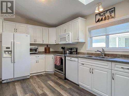 30 Cactus Crescent Unit# 17, Osoyoos, BC - Indoor Photo Showing Kitchen With Double Sink