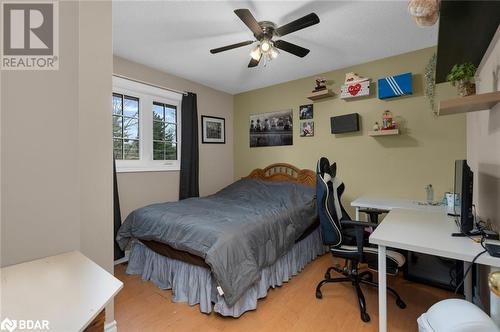 103 Letitia Street, Barrie, ON - Indoor Photo Showing Bedroom