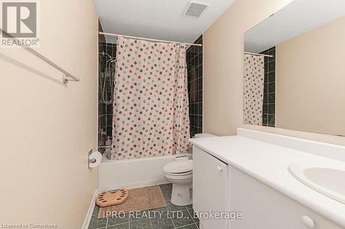 2555 Thomas Street Unit# 112, Mississauga, ON - Indoor Photo Showing Bathroom