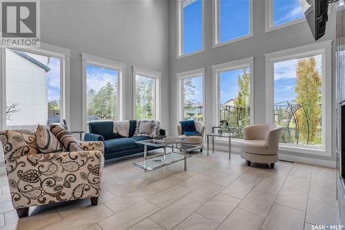 559 Atton Lane, Saskatoon, SK - Indoor Photo Showing Living Room