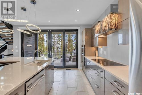 559 Atton Lane, Saskatoon, SK - Indoor Photo Showing Kitchen With Upgraded Kitchen