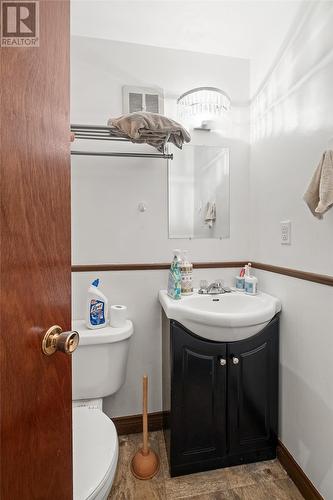 18 Lindbergh Crescent, Mount Pearl, NL - Indoor Photo Showing Bathroom