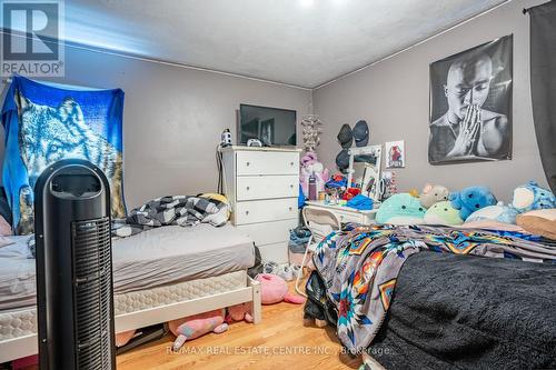 567 Duncan Street, Chatham-Kent, ON - Indoor Photo Showing Bedroom