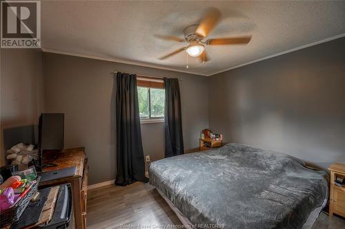 313 Pickering Drive, Amherstburg, ON - Indoor Photo Showing Bedroom