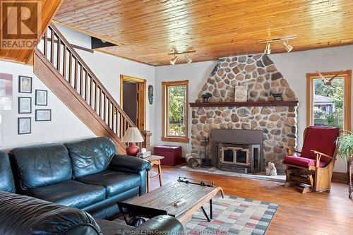 124 Mill Street West, Kingsville, ON - Indoor Photo Showing Living Room With Fireplace