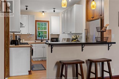 151 Belle River Road, Kingsville, ON - Indoor Photo Showing Kitchen