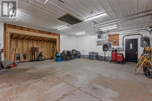 151 Belle River Road, Kingsville, ON - Indoor Photo Showing Garage