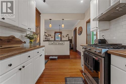 151 Belle River Road, Kingsville, ON - Indoor Photo Showing Kitchen