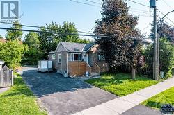 1352 RAVEN AVENUE  Ottawa, ON K1Z 7Y2