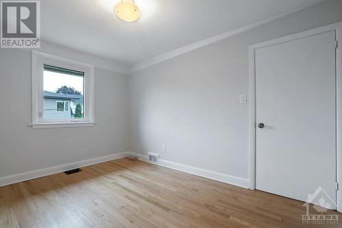 276 Duncairn Avenue, Ottawa, ON - Indoor Photo Showing Other Room