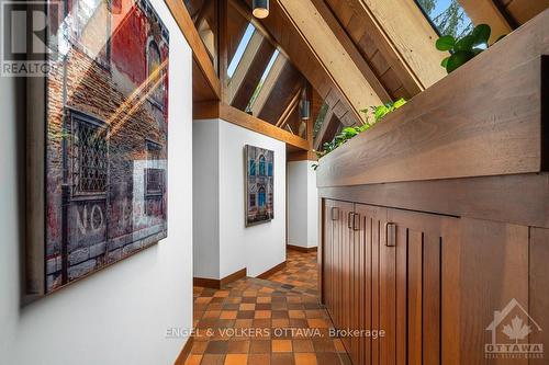 20 Qualicum Street, Ottawa, ON - Indoor Photo Showing Other Room