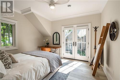 2735 Vimy Road, Port Colborne, ON - Indoor Photo Showing Bedroom