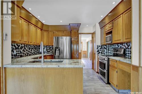 3722 Bryden Bay, Regina, SK - Indoor Photo Showing Kitchen With Double Sink