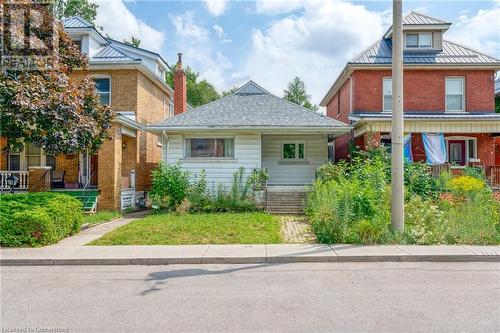 46 Rosslyn Avenue N, Hamilton, ON - Outdoor With Facade