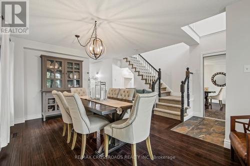 2318 Proudfoot Trail W, Oakville, ON - Indoor Photo Showing Dining Room