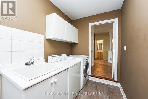 32 Charger Lane, Brampton, ON - Indoor Photo Showing Laundry Room