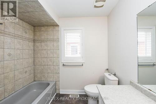 32 Charger Lane, Brampton, ON - Indoor Photo Showing Bathroom