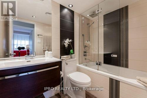 1407 - 3845 Lake Shore Boulevard W, Toronto, ON - Indoor Photo Showing Bathroom