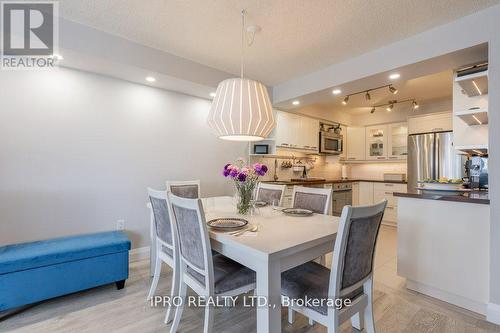 1407 - 3845 Lake Shore Boulevard W, Toronto, ON - Indoor Photo Showing Dining Room